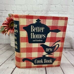 vintage first ed. 1953 Better Homes and Gardens Red White Gingham New Cookbook
